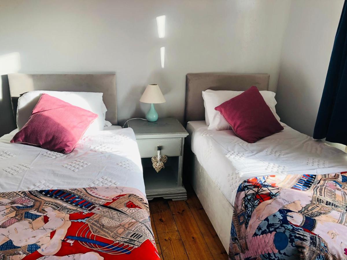 Universal Harmony Retreats Glastonbury Apartment Bagian luar foto