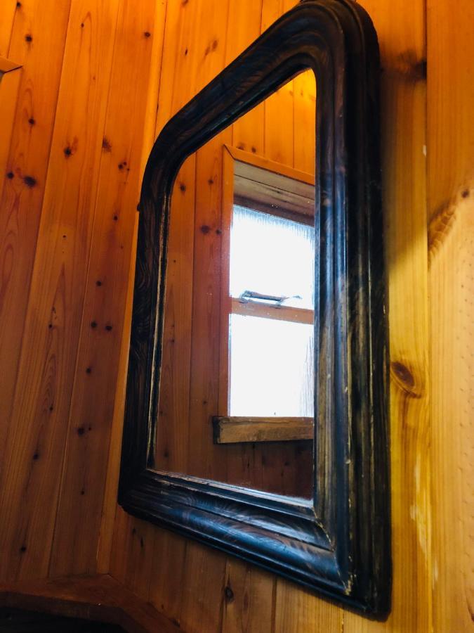 Universal Harmony Retreats Glastonbury Apartment Bagian luar foto