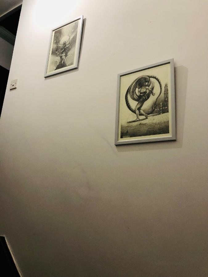 Universal Harmony Retreats Glastonbury Apartment Bagian luar foto