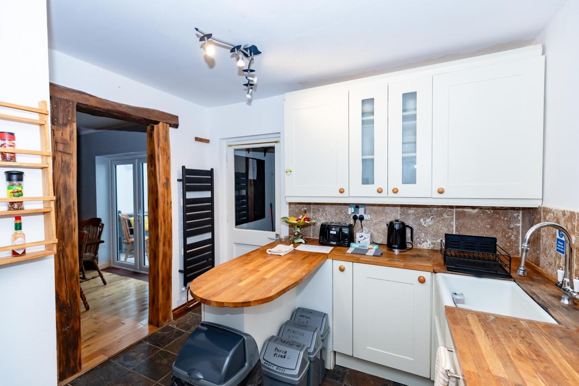 Universal Harmony Retreats Glastonbury Apartment Bagian luar foto