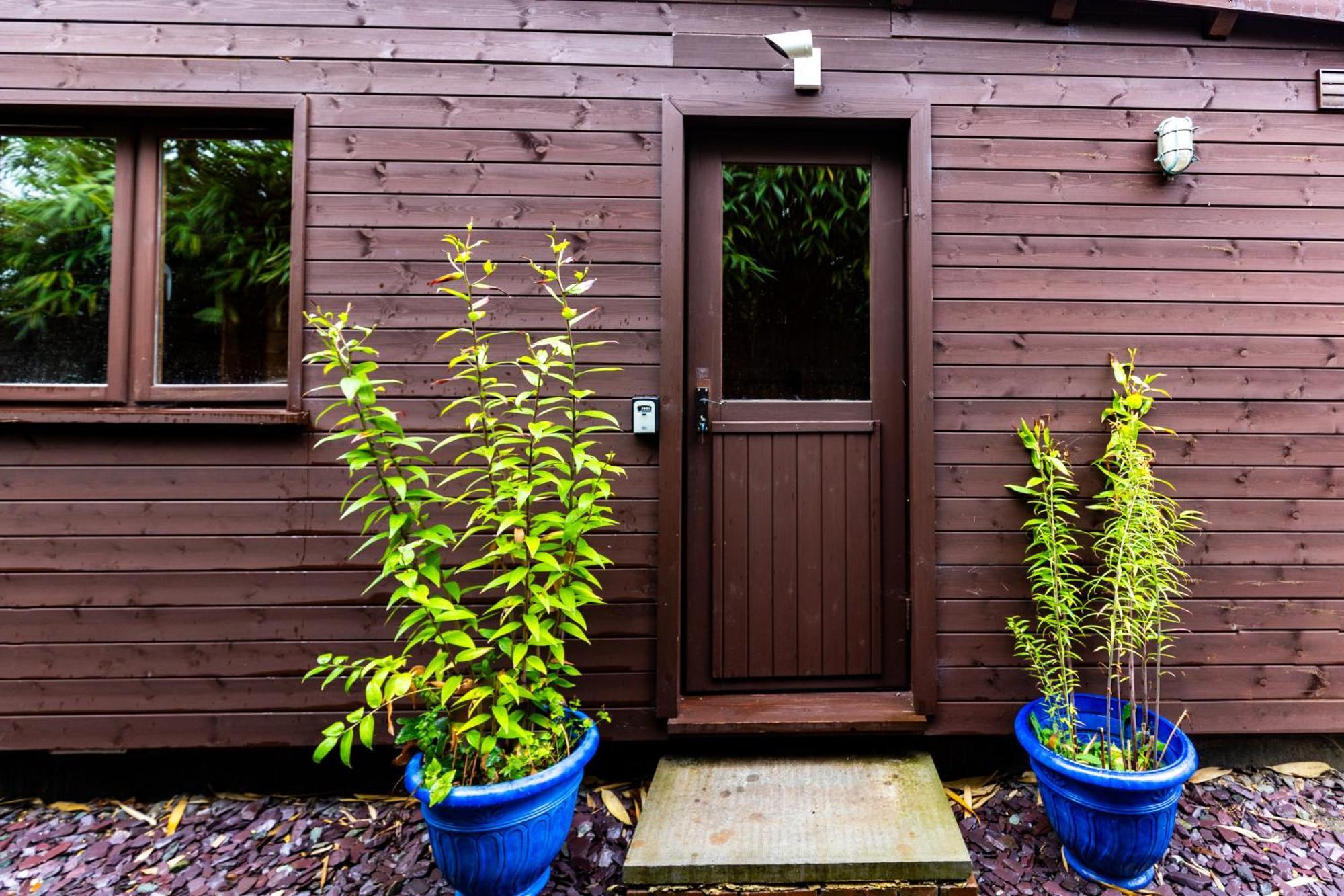 Universal Harmony Retreats Glastonbury Apartment Bagian luar foto